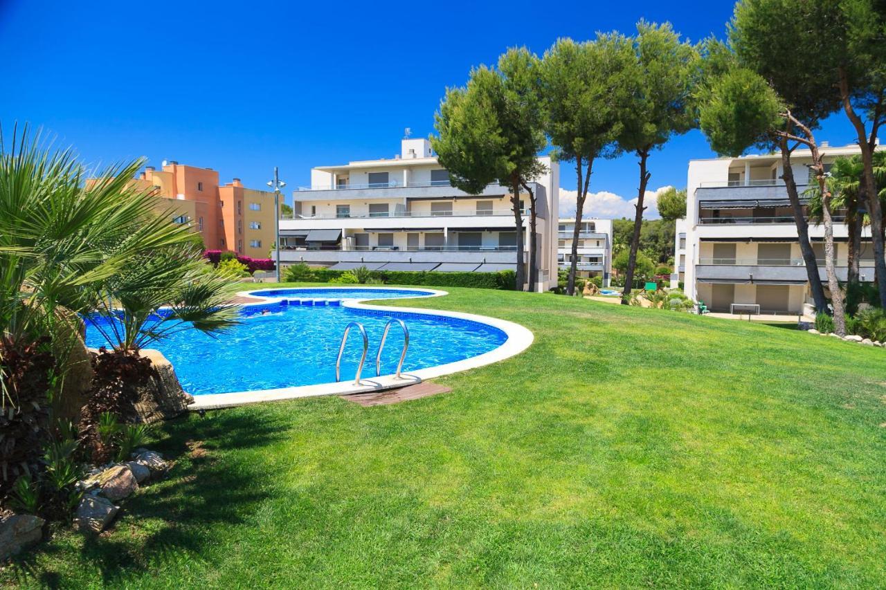 Uhc Salou Villa Family Complex Eksteriør bilde